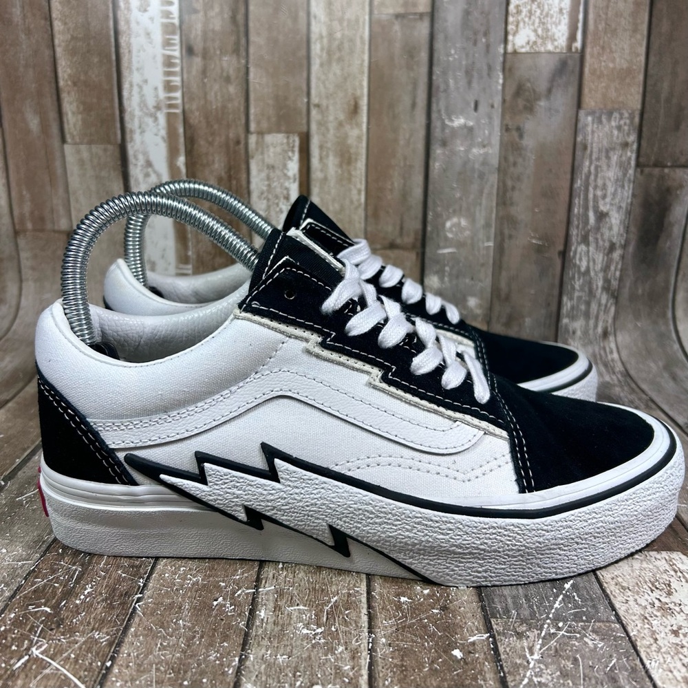 Vans Old Skool Bolt 2-Tone Black True White Sneakers Men 5.5 Women 7 Shoes